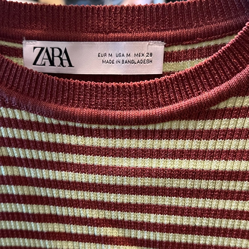 Zara Men's Striped Crewneck Sweater - Red and Cream